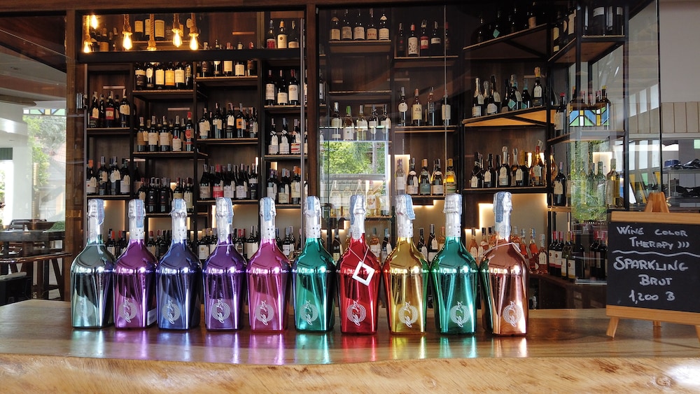 Ao Nang Colors Hotel - Aonang Beach — Restaurant & bars in Ao Nang, Krabi