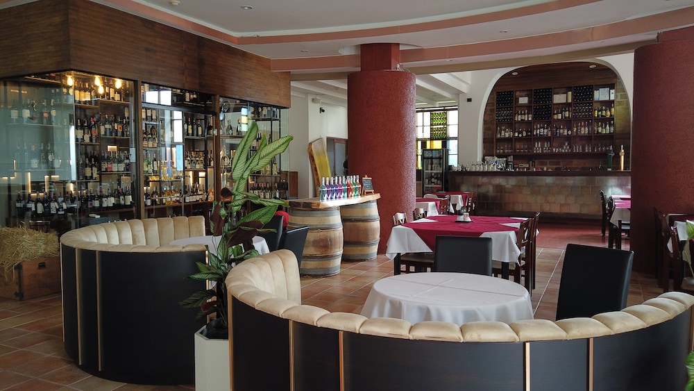 Ao Nang Colors Hotel - Aonang Beach — Restaurant & bars in Ao Nang, Krabi