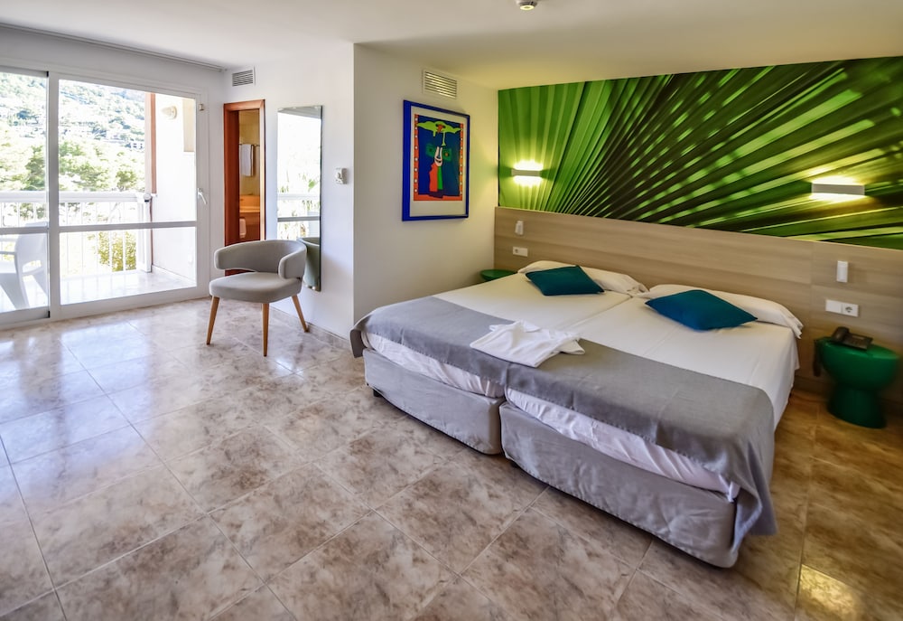 Hotel Canyamel Classic — Rooms in Canyamel, Balearic Islands