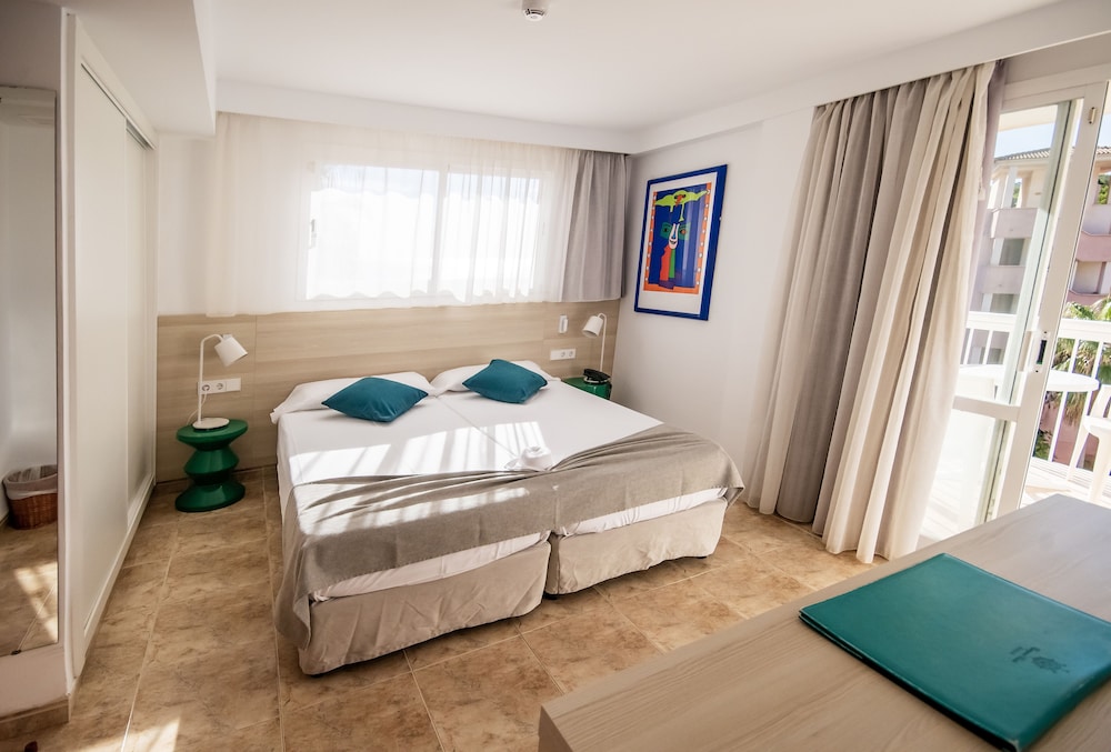 Hotel Canyamel Classic — Rooms in Canyamel, Balearic Islands