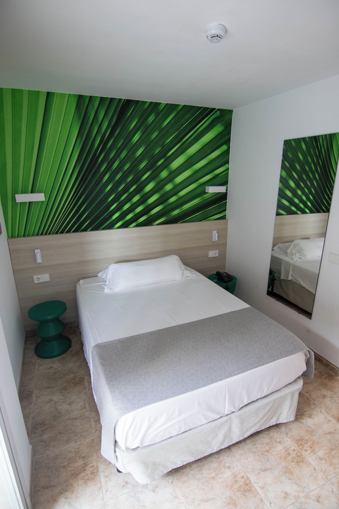 Hotel Canyamel Classic — Rooms in Canyamel, Balearic Islands