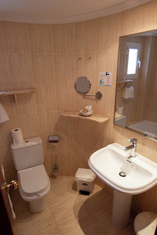 Hotel Canyamel Classic — Rooms in Canyamel, Balearic Islands