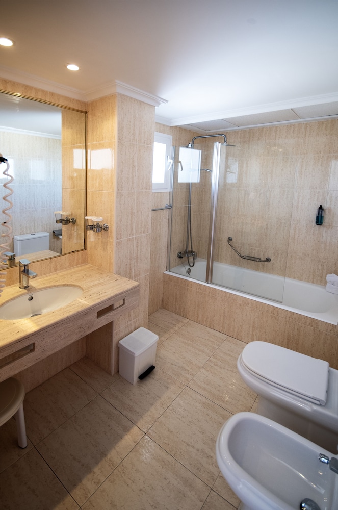 Hotel Canyamel Classic — Rooms in Canyamel, Balearic Islands