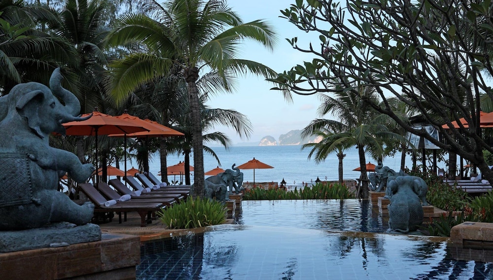 Amari Vogue Krabi — Swimming pool in Nong Thalay, Krabi