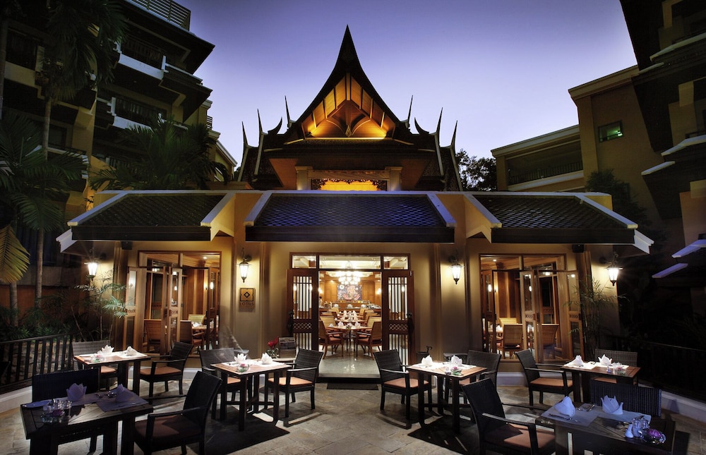 Amari Vogue Krabi — Restaurant & bars in Nong Thalay, Krabi