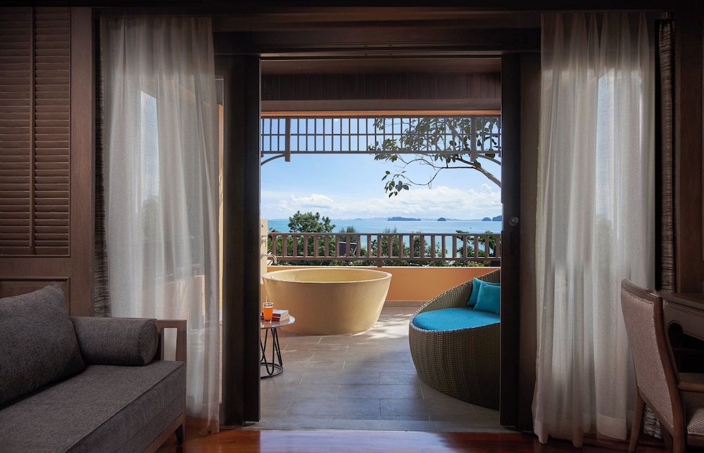 Amari Vogue Krabi — Hotel rooms in Nong Thalay, Krabi