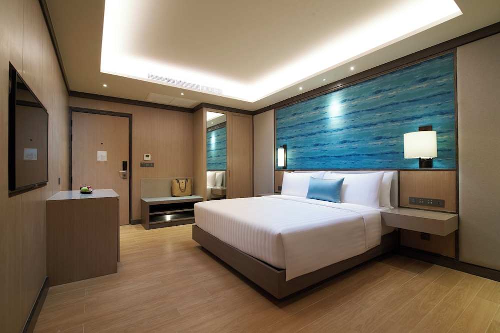 Amari Vogue Krabi — Hotel rooms in Nong Thalay, Krabi