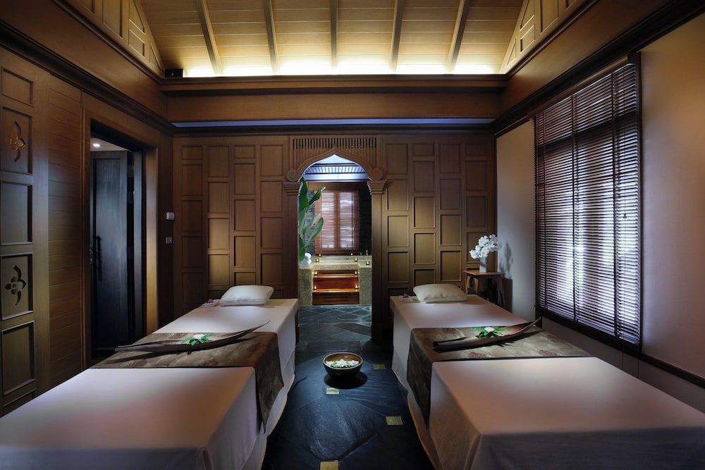 Amari Vogue Krabi — Hotel rooms in Nong Thalay, Krabi