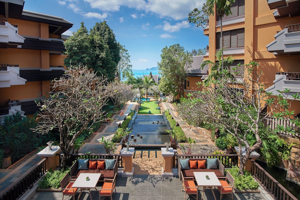 Amari Vogue Krabi — Hotel building in Nong Thalay, Krabi