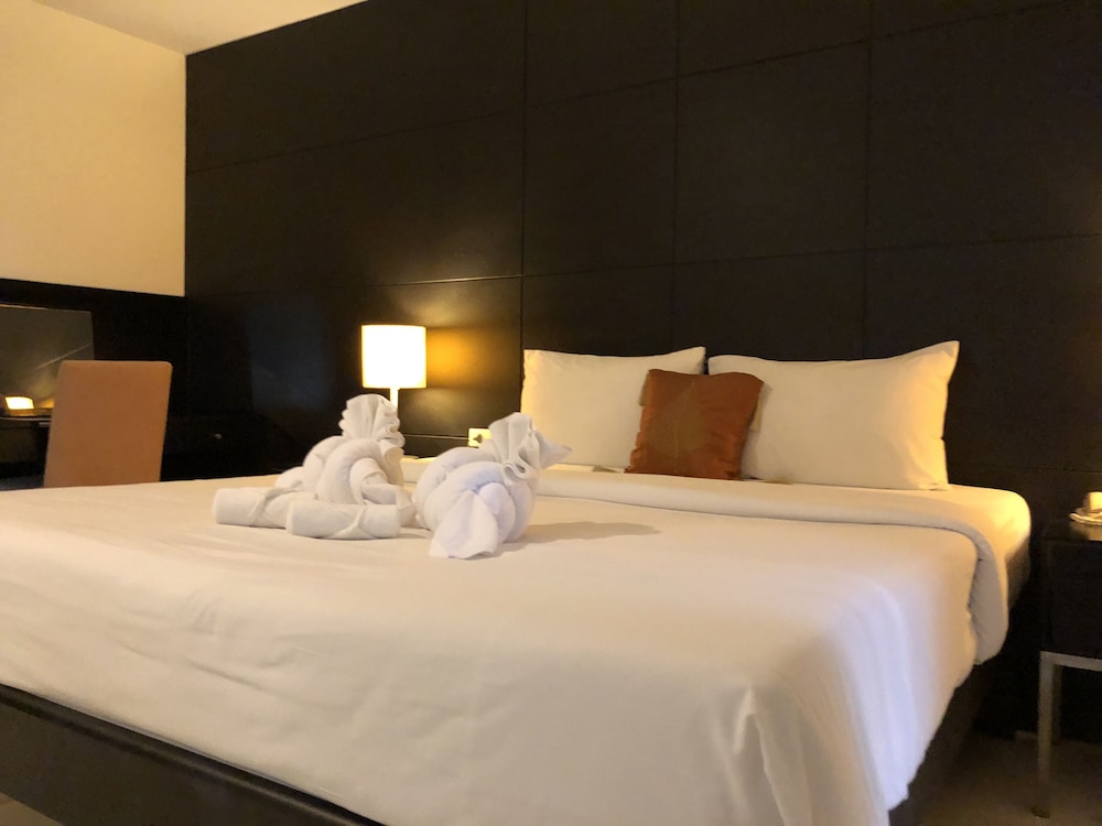 Amarin Samui Hotel — Hotel rooms in Mae Nam, Surat Thani