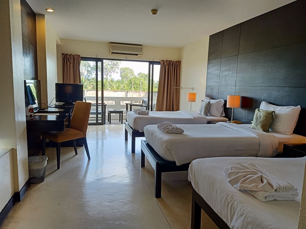 Amarin Samui Hotel — Hotel rooms in Mae Nam, Surat Thani