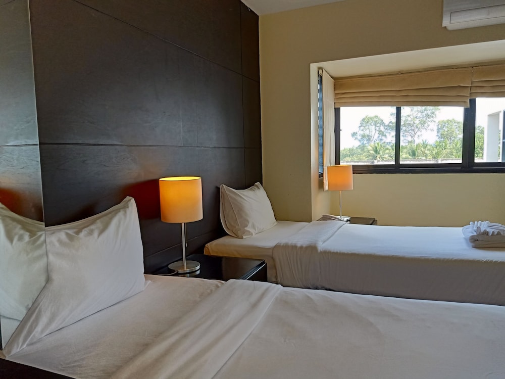 Amarin Samui Hotel — Hotel rooms in Mae Nam, Surat Thani