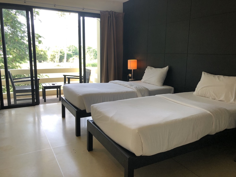 Amarin Samui Hotel — Hotel rooms in Mae Nam, Surat Thani