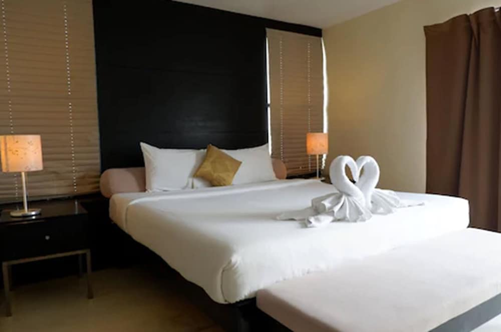 Amarin Samui Hotel — Hotel rooms in Mae Nam, Surat Thani