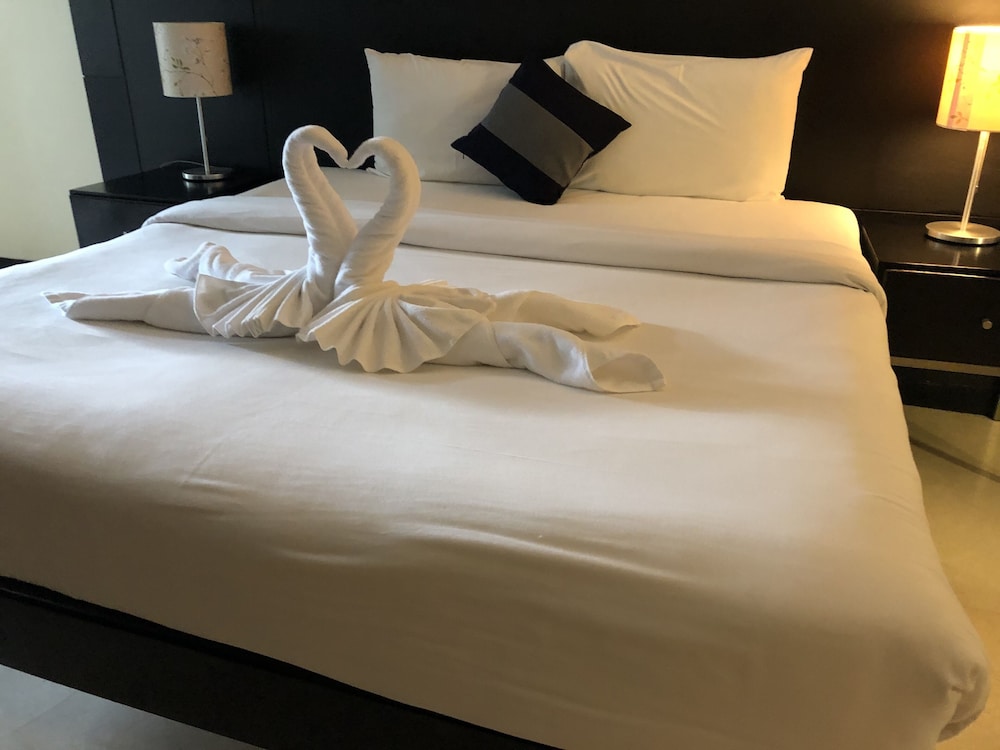 Amarin Samui Hotel — Hotel rooms in Mae Nam, Surat Thani