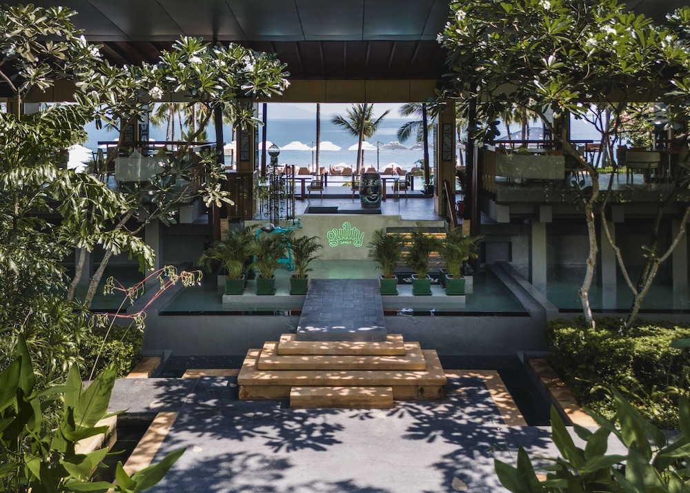Anantara Bophut Koh Samui Resort — Restaurant & bars in Bo Phut, Surat Thani