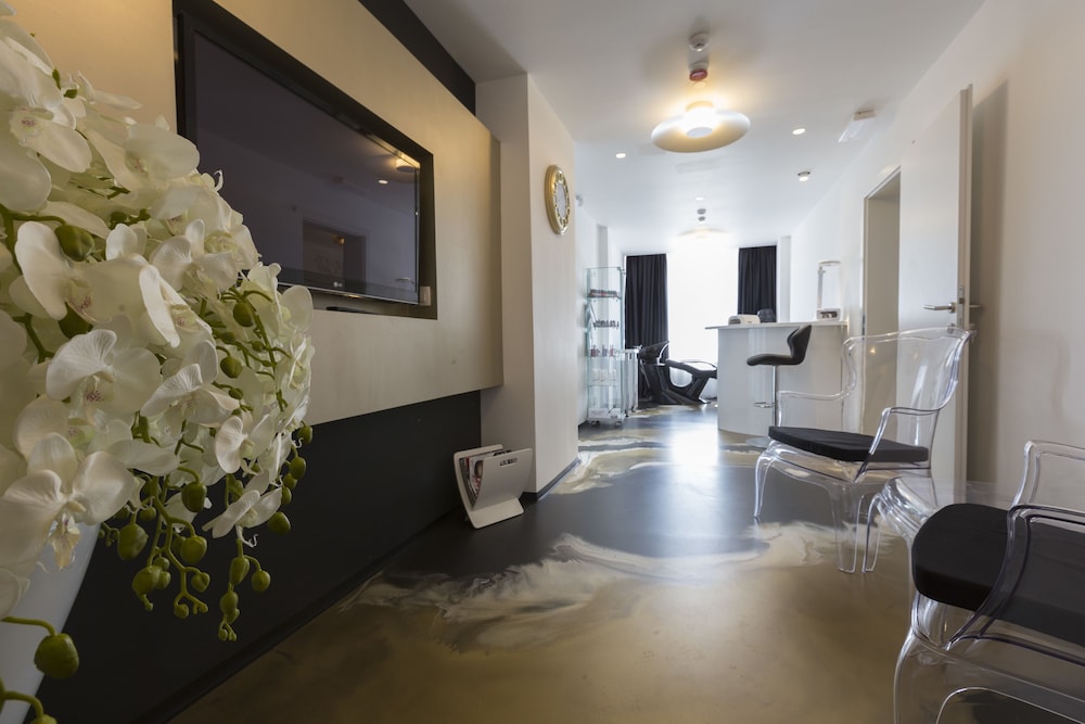 B Gold Luxury Rooms — Spa in Split, Split-Dalmatia