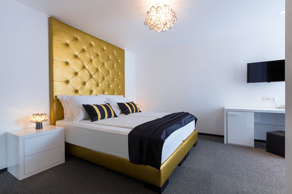 B Gold Luxury Rooms — Hotel rooms in Split, Split-Dalmatia