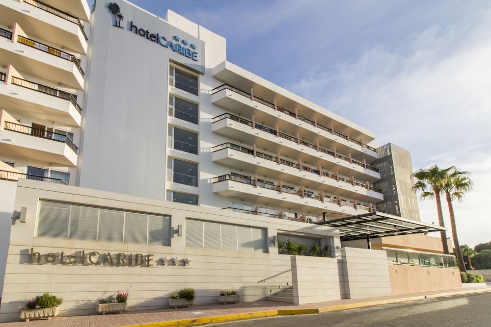 Hotel Caribe Ibiza — Hotel building in Santa Eulalia, Balearic Islands