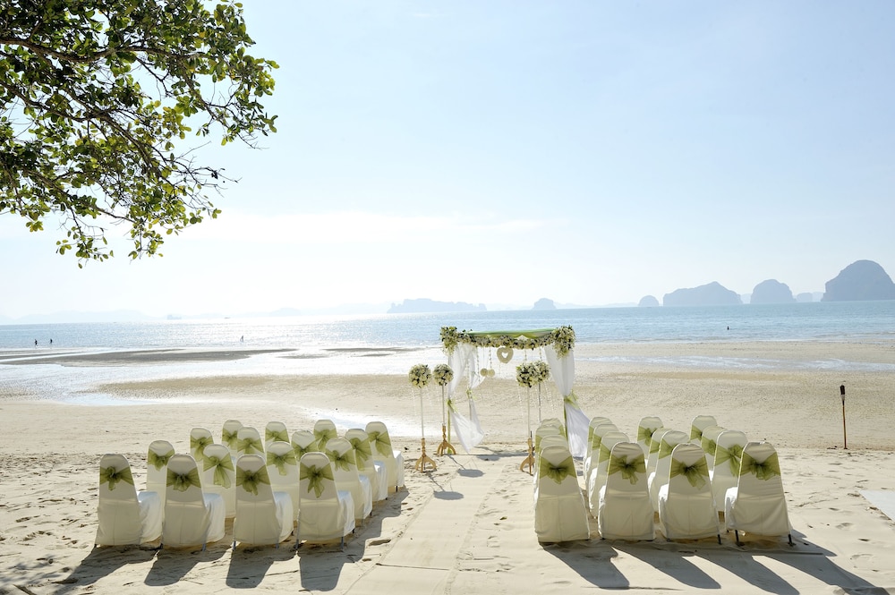 Anyavee Tubkaek Beach Resort — Beach in Nong Thalay, Krabi