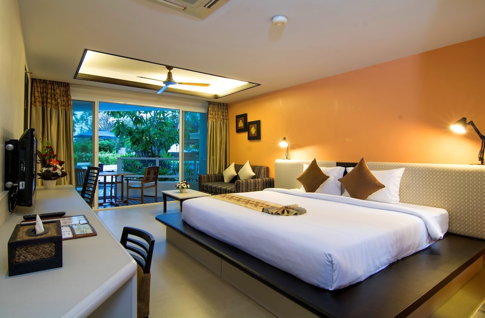 Anyavee Tubkaek Beach Resort — Hotel rooms in Nong Thalay, Krabi