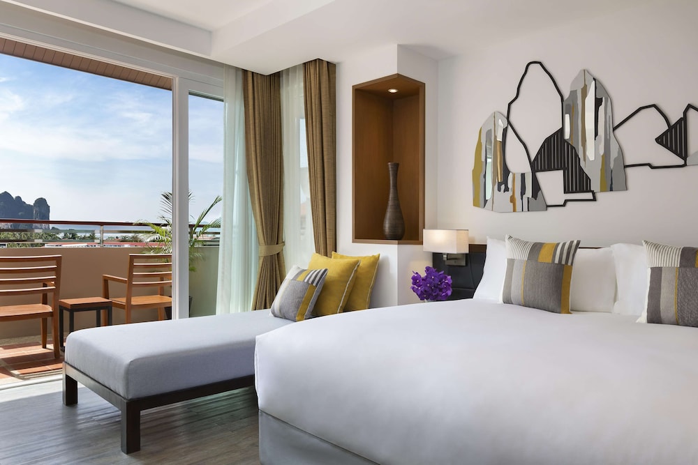 Avani Ao Nang Cliff Krabi Resort — Hotel rooms in Ao Nang, Krabi