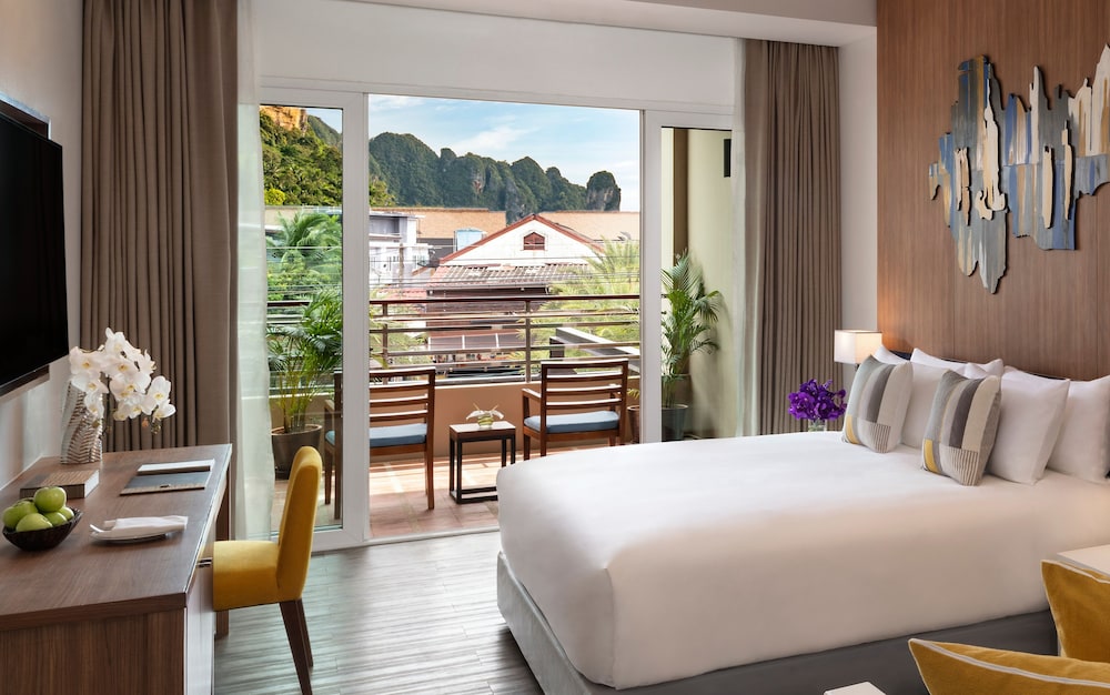 Avani Ao Nang Cliff Krabi Resort — Hotel rooms in Ao Nang, Krabi