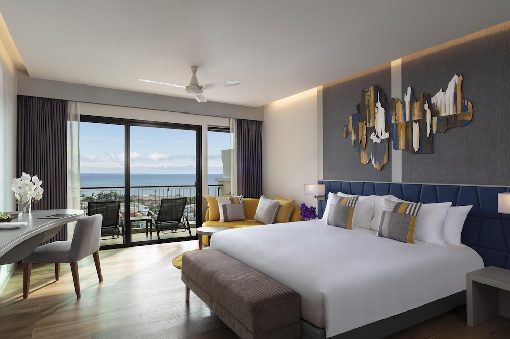 Avani Ao Nang Cliff Krabi Resort — Hotel rooms in Ao Nang, Krabi