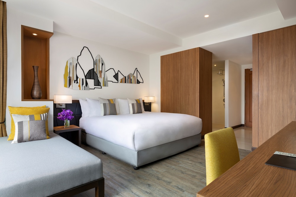 Avani Ao Nang Cliff Krabi Resort — Hotel rooms in Ao Nang, Krabi
