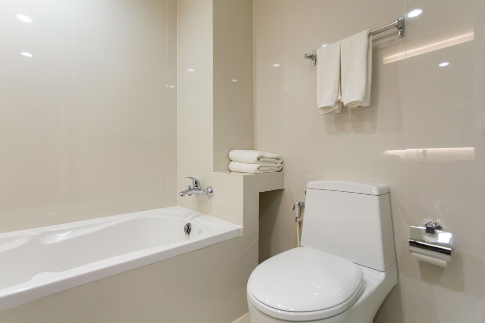 Krabi Heritage Hotel — Hotel rooms in Ao Nang, Krabi