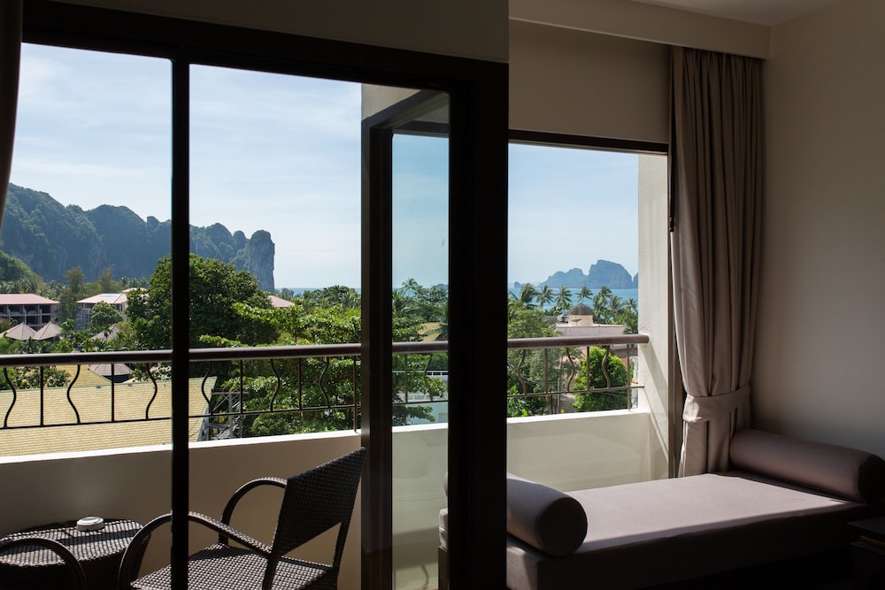 Krabi Heritage Hotel — Hotel rooms in Ao Nang, Krabi