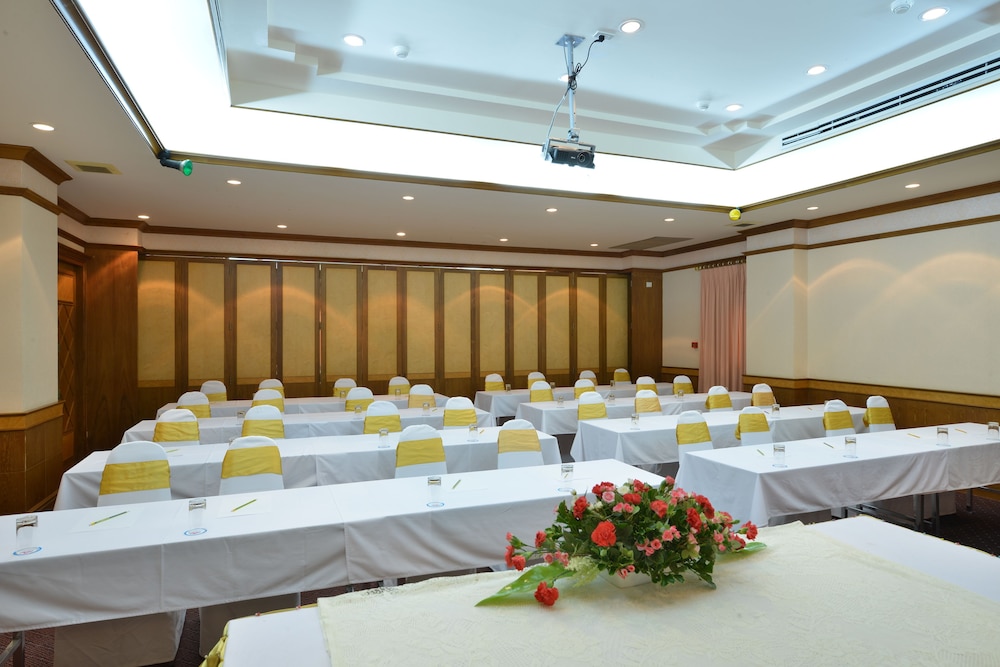 Krabi Heritage Hotel — Hotel building in Ao Nang, Krabi