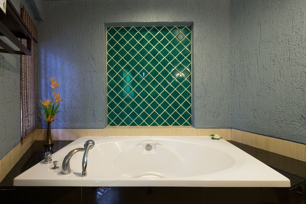 Peace Laguna Resort & Spa — Hotel rooms in Ao Nang, Krabi