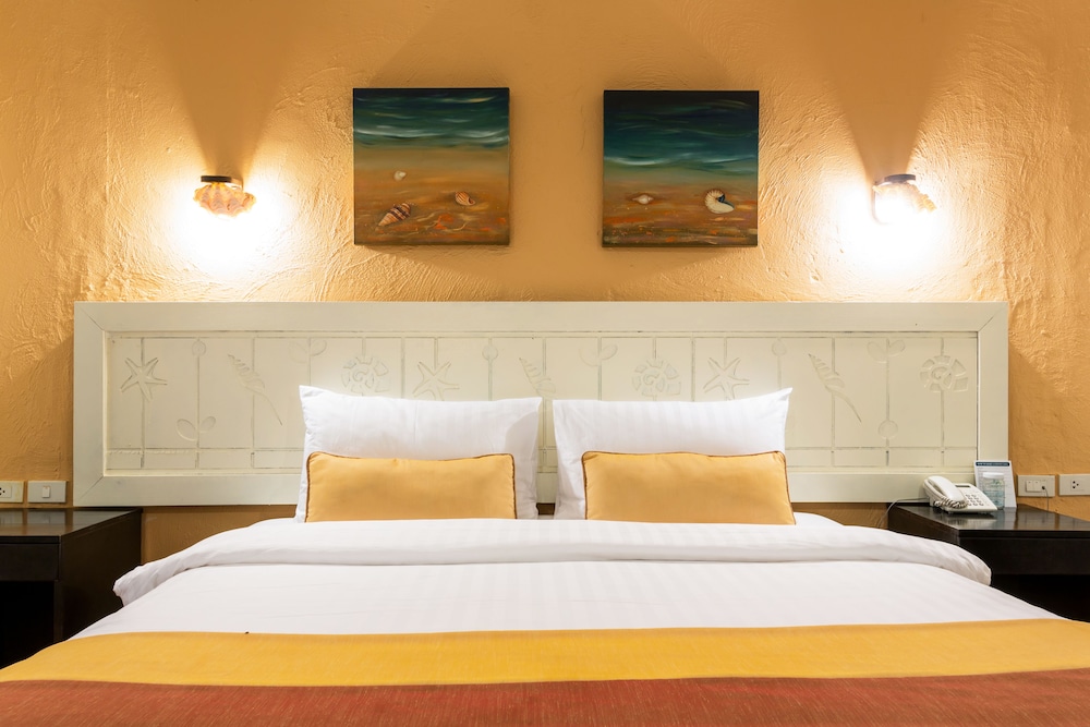 Vacation Village Phra Nang Inn — Hotel rooms in Ao Nang, Krabi