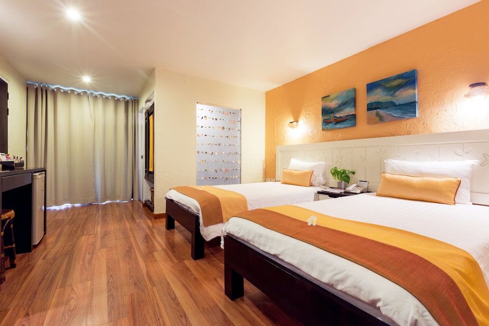 Vacation Village Phra Nang Inn — Hotel rooms in Ao Nang, Krabi