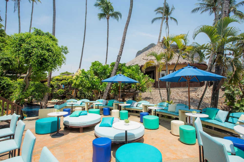 Vacation Village Phra Nang Inn — Restaurant & bars in Ao Nang, Krabi