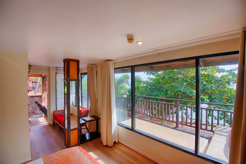 Vacation Village Phra Nang Inn — Hotel rooms in Ao Nang, Krabi