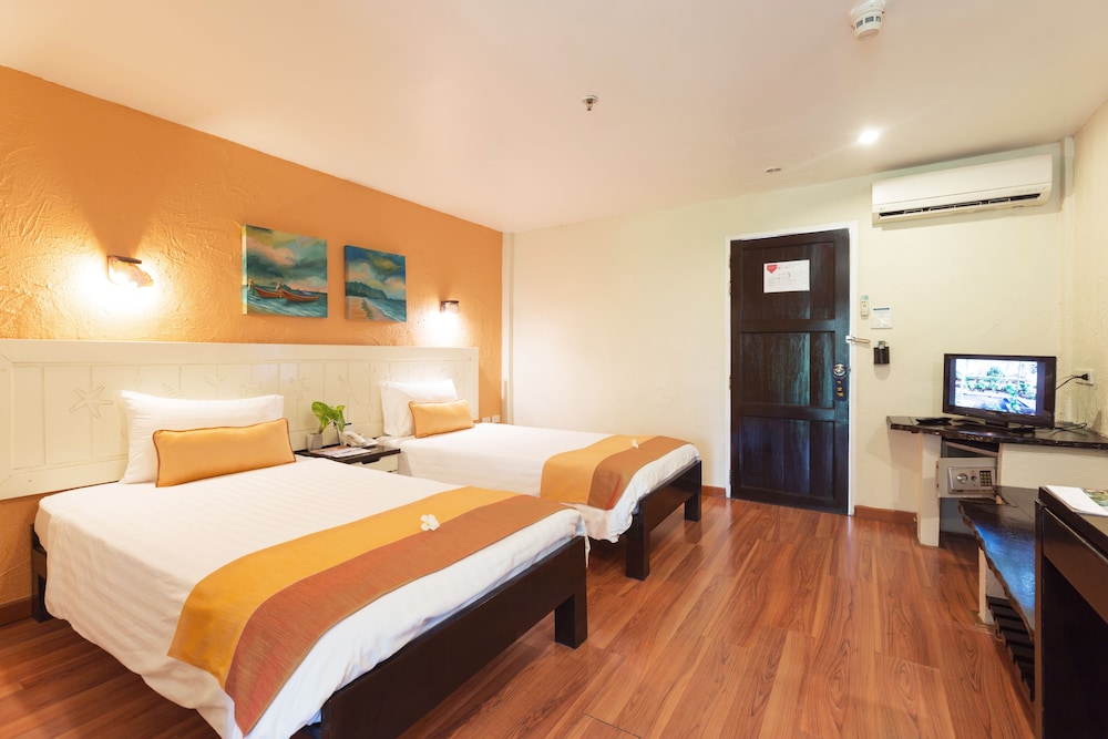Vacation Village Phra Nang Inn — Hotel rooms in Ao Nang, Krabi
