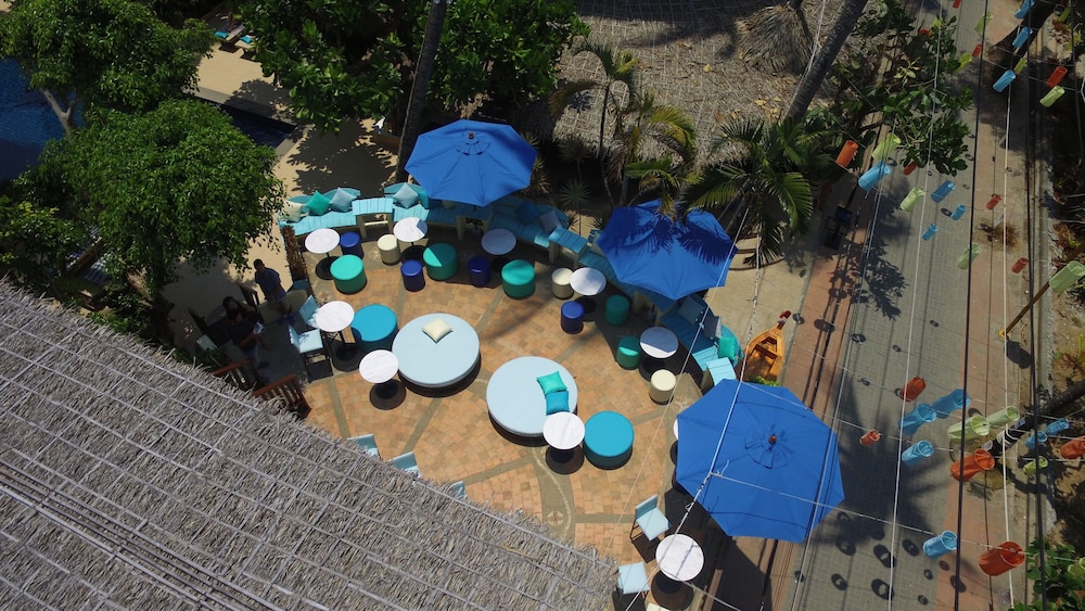 Vacation Village Phra Nang Inn — Restaurant & bars in Ao Nang, Krabi
