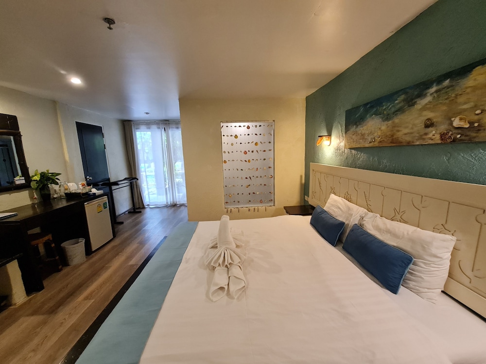 Vacation Village Phra Nang Inn — Hotel rooms in Ao Nang, Krabi
