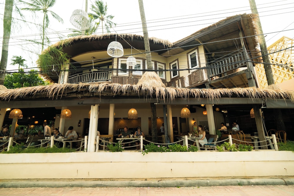 Vacation Village Phra Nang Inn — Restaurant & bars in Ao Nang, Krabi
