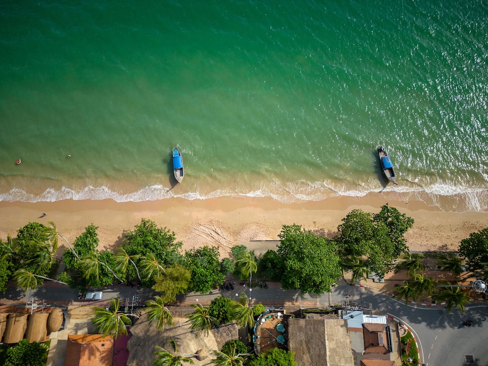 Vacation Village Phra Nang Inn — Beach in Ao Nang, Krabi