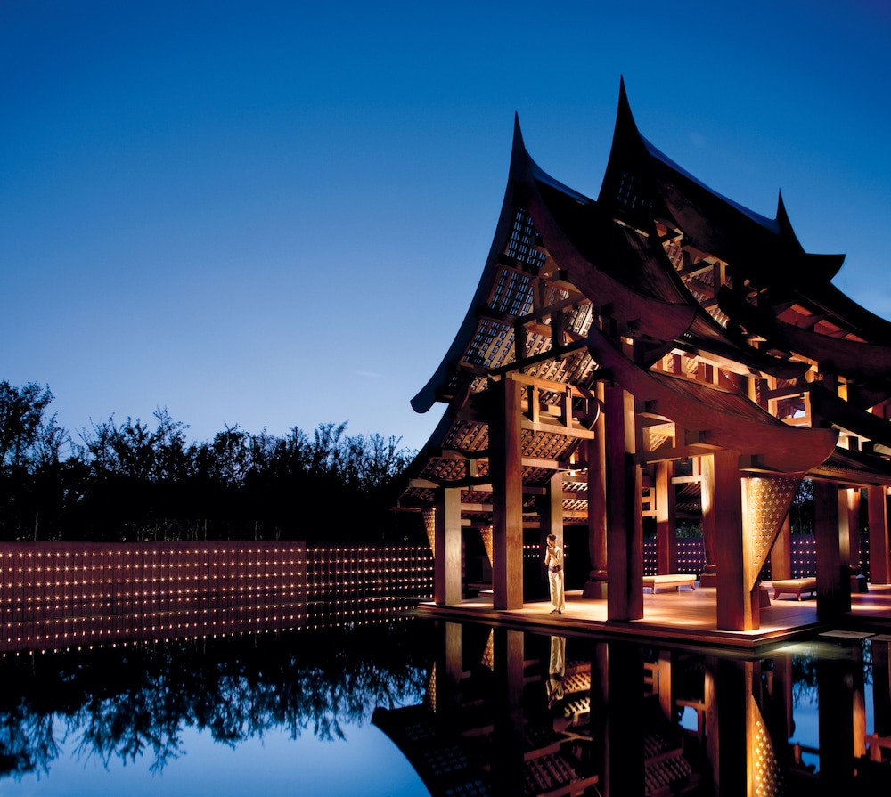 Phulay Bay, a Ritz-Carlton Reserve — Hotel building in Nong Thalay, Krabi