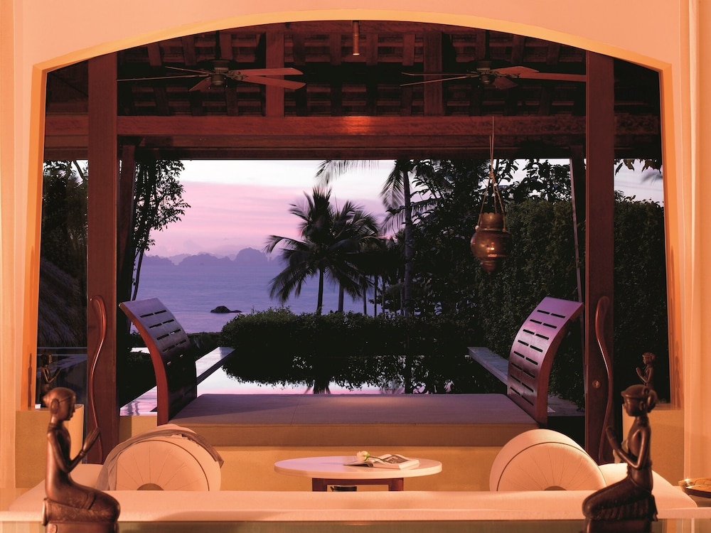 Phulay Bay, a Ritz-Carlton Reserve — Hotel rooms in Nong Thalay, Krabi