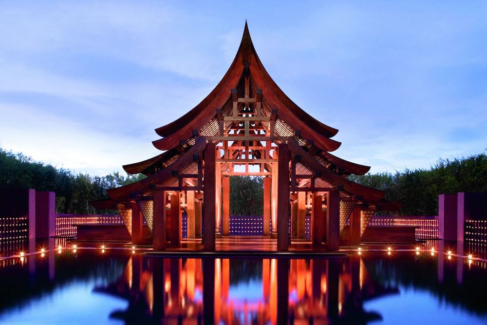 Phulay Bay, a Ritz-Carlton Reserve — Hotel building in Nong Thalay, Krabi