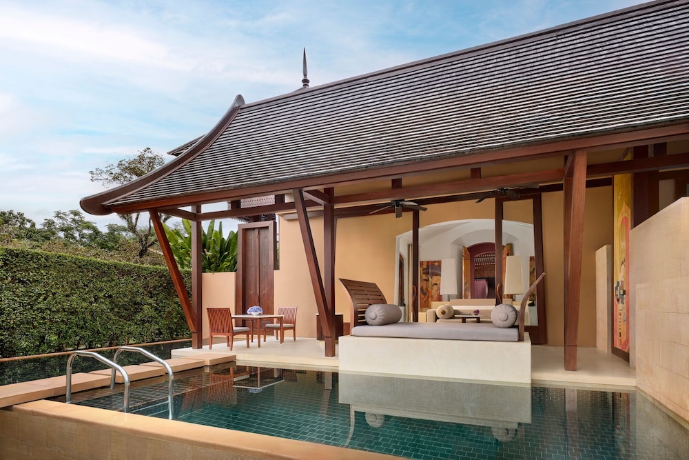 Phulay Bay, a Ritz-Carlton Reserve — Hotel building in Nong Thalay, Krabi