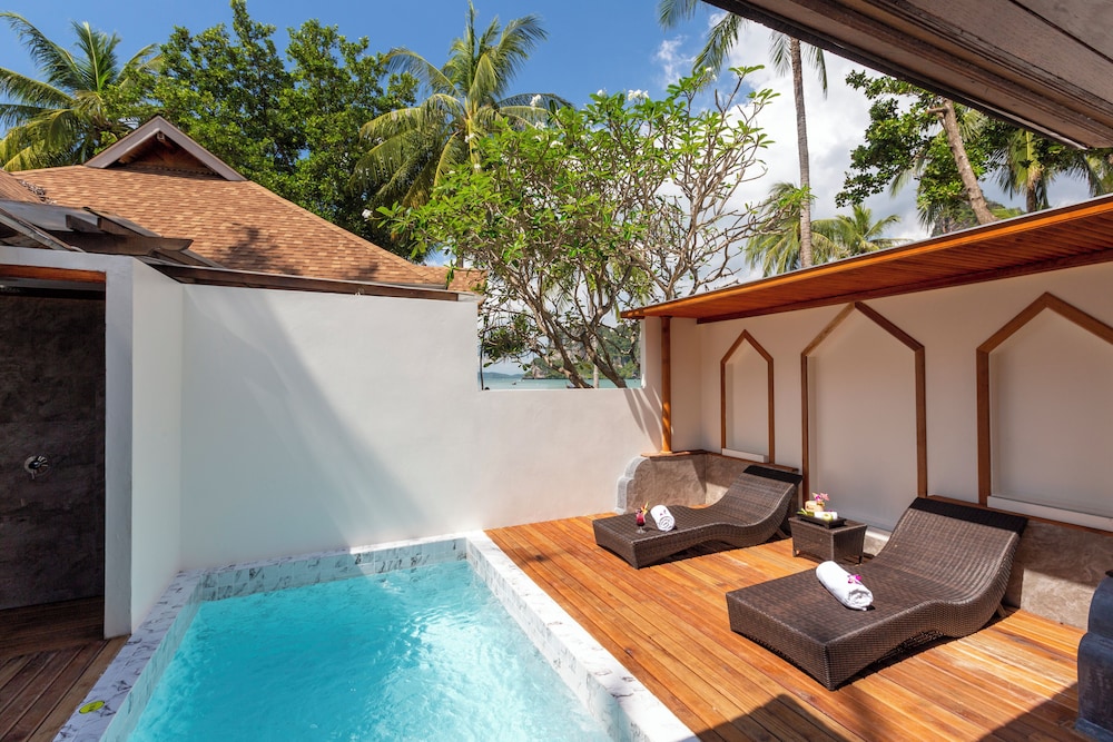 Railay Bay Resort and Spa — Swimming pool in Ao Nang, Krabi