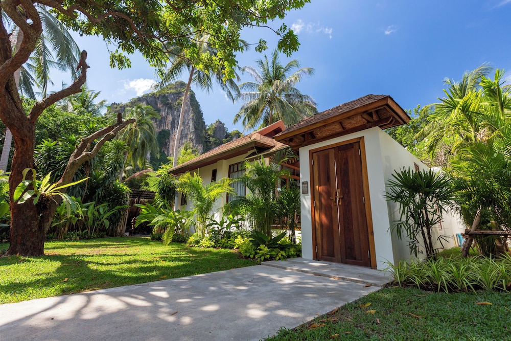Railay Bay Resort and Spa — Hotel building in Ao Nang, Krabi