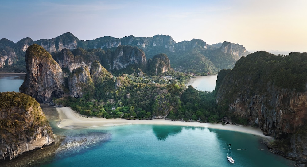 Rayavadee — Attractions in the area in Ao Nang, Krabi