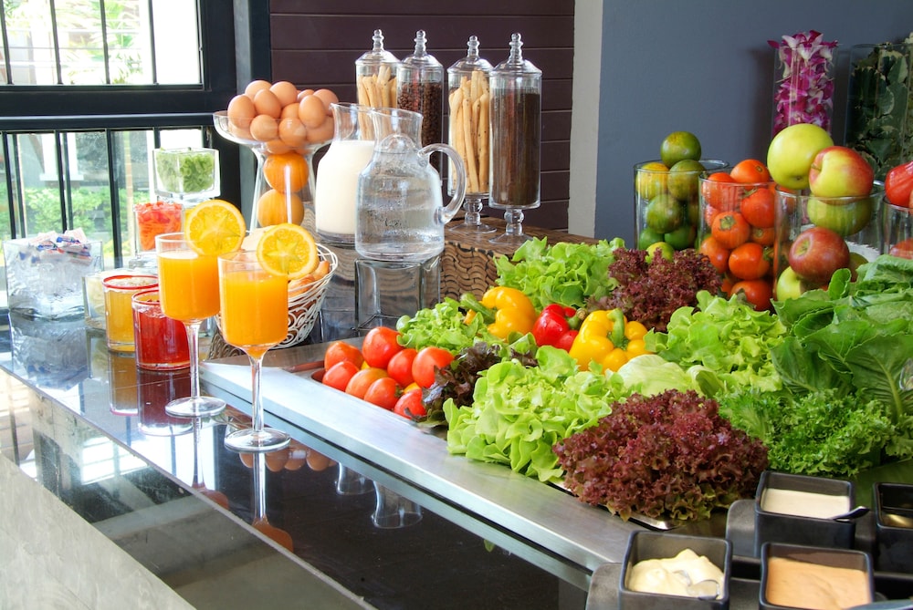Red Ginger Chic Resort — Restaurant & bars in Ao Nang, Krabi